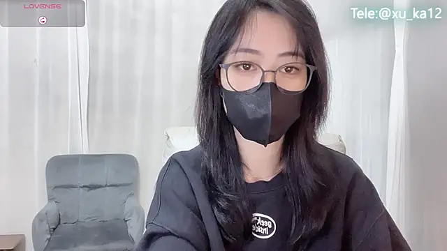 Snapshot of _minji_bae chatting on 10/26/25, 06:19 minji bae online show from 10/26/25, 06:19