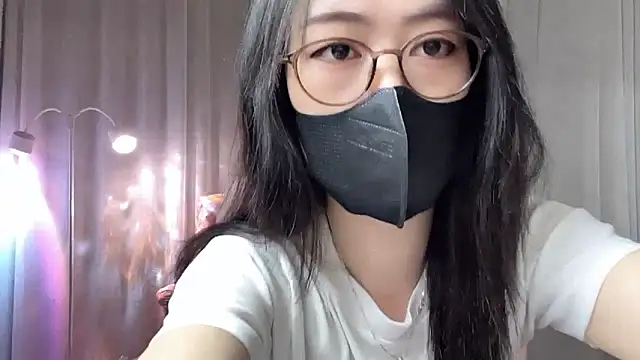  minji bae online show from 04/18/26, 03:03