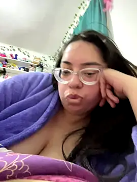 indiegirl666 online show from 10/19/25, 04:15