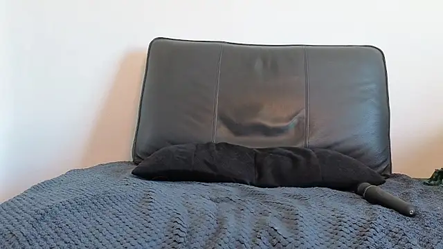 AmaliaMarkova  online show from 10/28/25, 07:29