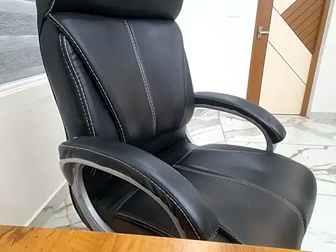 MALLUGIRL6 online show from 03/10/25, 07:44