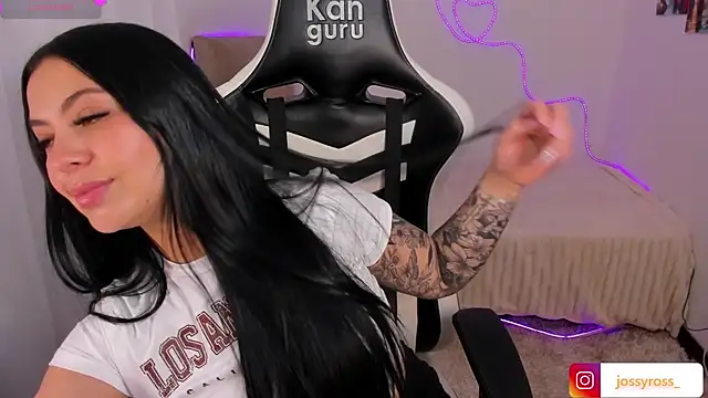 Victoryyy  online show from 11/15/25, 04:00