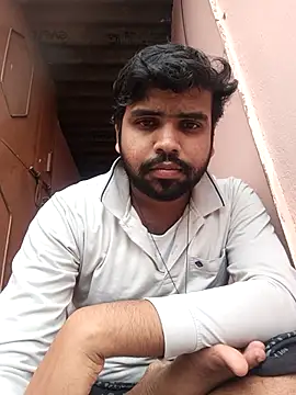 MeFeellove online show from 10/31/25, 09:06