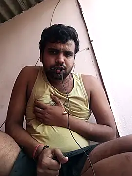 MeFeellove online show from 10/06/25, 08:37