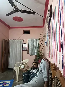 MeFeellove online show from 11/29/25, 01:22