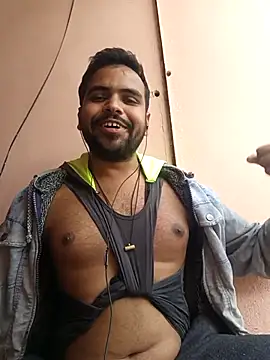 MeFeellove online show from 11/21/25, 09:08