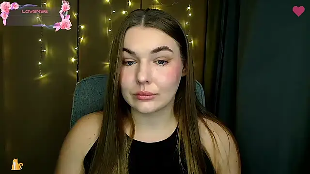 Snapshot of Glory_air chatting on 11/04/25, 08:51 Glory air online show from 11/04/25, 08:51