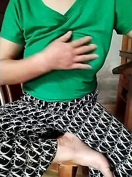 Snapshot of Zane_Natha chatting on 10/31/25, 06:43 Zane Natha online show from 10/31/25, 06:43