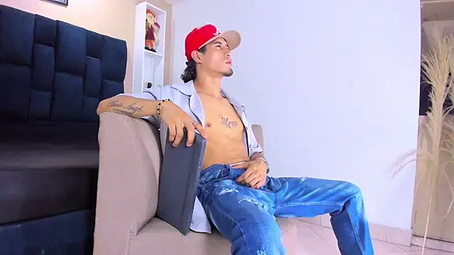 Jhonn Rhyss online show from 11/30/25, 07:36