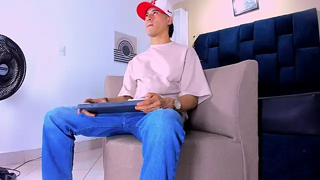 Jhonn Rhyss online show from 10/04/25, 02:13