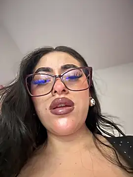 KatteWise online show from 11/18/25, 12:37