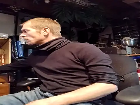 mrwinsalot88 online show from 12/01/25, 01:23