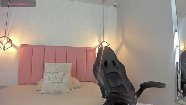 SUNNYCYRUS online show from 03/26/26, 12:58