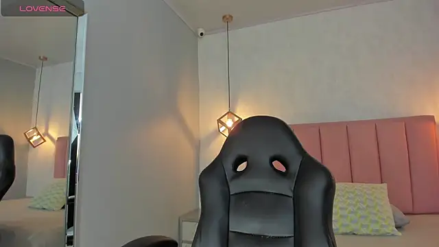 SUNNYCYRUS online show from 03/24/26, 01:00