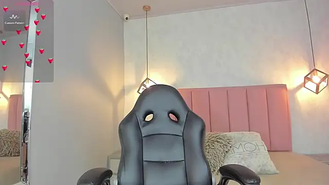 SUNNYCYRUS online show from 02/13/26, 01:44