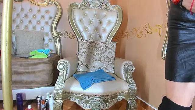 Celeste Baker  online show from 11/18/25, 12:08