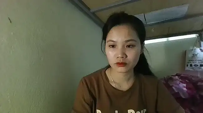 Snapshot of Be-MyMy chatting on 03/04/25, 11:19 Be-MyMy online show from 03/04/25, 11:19