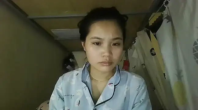 Snapshot of Be-MyMy chatting on 03/15/25, 06:36 Be-MyMy online show from 03/15/25, 06:36