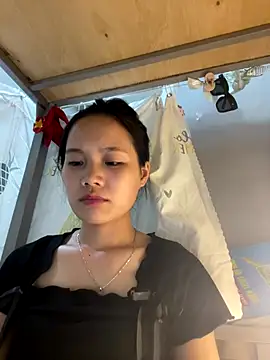 Snapshot of Be-MyMy chatting on 09/11/25, 02:28 Be-MyMy online show from 09/11/25, 02:28