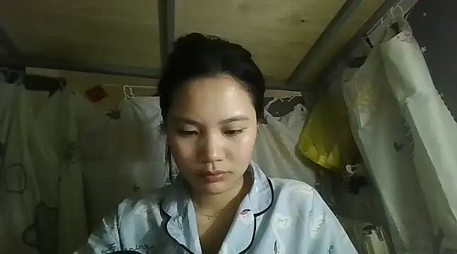 Snapshot of Be-MyMy chatting on 03/02/25, 07:21 Be-MyMy online show from 03/02/25, 07:21