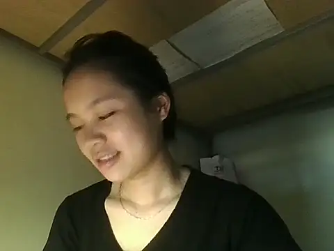 Snapshot of Be-MyMy chatting on 09/14/25, 02:12 Be-MyMy online show from 09/14/25, 02:12