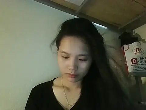 Snapshot of Be-MyMy chatting on 10/09/25, 02:06 Be-MyMy online show from 10/09/25, 02:06