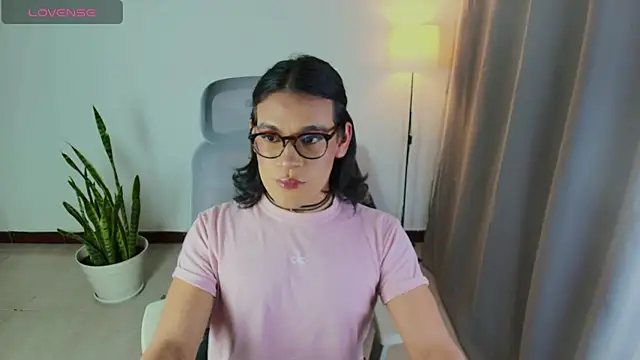 vitta alfayed online show from 11/11/25, 04:40