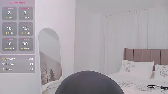 Snapshot of TumiLio chatting on 03/06/25, 04:28 TumiLio online show from 03/06/25, 04:28