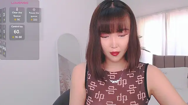 Snapshot of TumiLio chatting on 03/11/25, 03:34 TumiLio online show from 03/11/25, 03:34