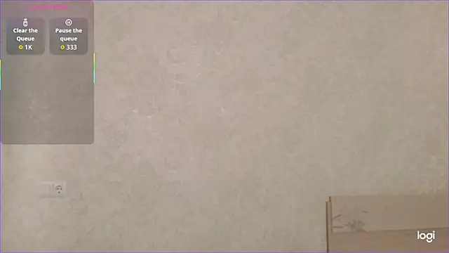 Snapshot of TumiLio chatting on 10/14/25, 02:28 TumiLio online show from 10/14/25, 02:28