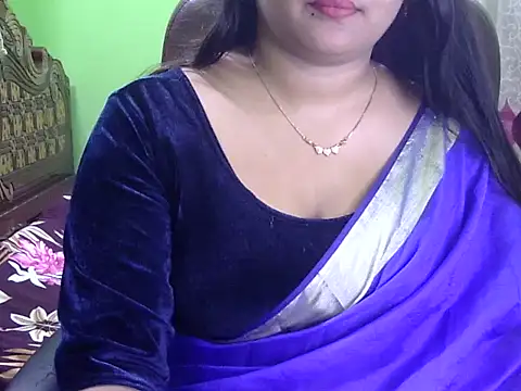 Snapshot of BengaliQueenStar chatting on 10/06/25, 03:57 BengaliQueenStar online show from 10/06/25, 03:57