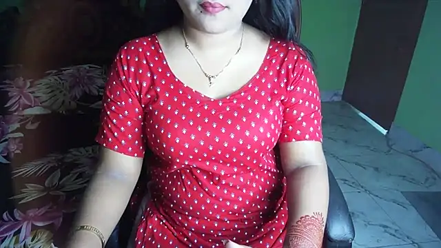 Snapshot of BengaliQueenStar chatting on 05/05/26, 06:00 BengaliQueenStar online show from 05/05/26, 06:00