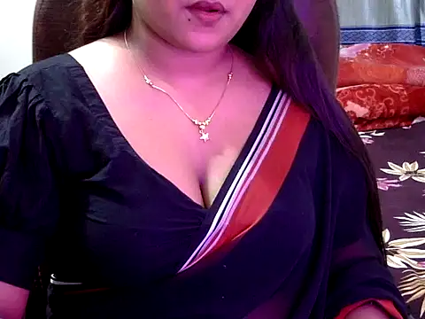 Snapshot of BengaliQueenStar chatting on 02/28/25, 06:09 BengaliQueenStar online show from 02/28/25, 06:09