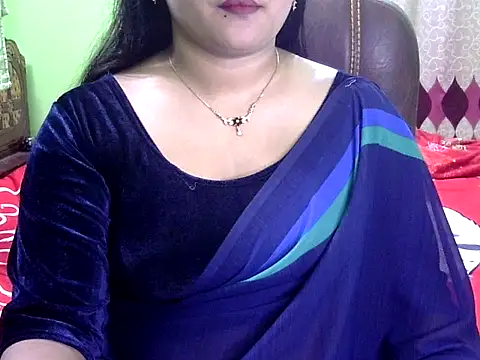 Snapshot of BengaliQueenStar chatting on 09/22/25, 02:45 BengaliQueenStar online show from 09/22/25, 02:45