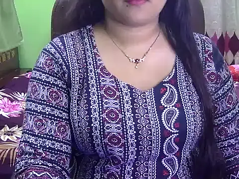 Snapshot of BengaliQueenStar chatting on 10/03/25, 05:14 BengaliQueenStar online show from 10/03/25, 05:14
