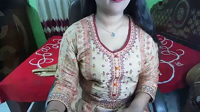 Snapshot of BengaliQueenStar chatting on 06/06/26, 02:44 BengaliQueenStar online show from 06/06/26, 02:44