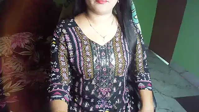 BengaliQueenStar online show from 03/11/26, 06:02