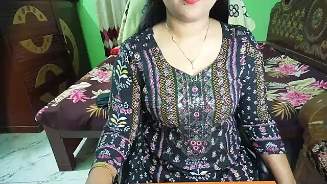 BengaliQueenStar online show from 07/03/26, 05:41