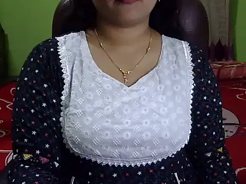 BengaliQueenStar online show from 12/16/25, 04:11