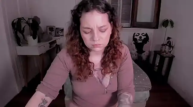 Snapshot of sophia_goth chatting on 02/25/25, 11:59 sophia goth online show from 02/25/25, 11:59