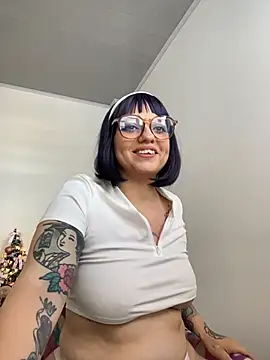 sophia goth online show from 12/21/25, 07:37
