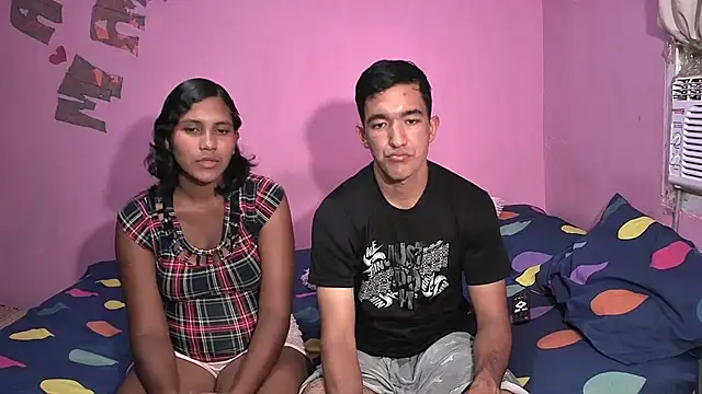 Sweetiefoxxx online show from 10/15/25, 06:49