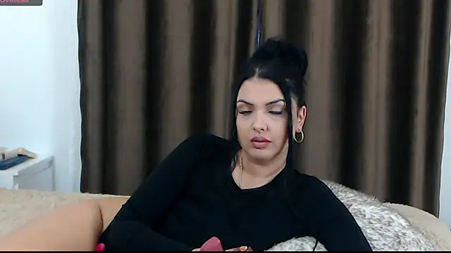 Snapshot of BriannaBk chatting on 01/16/25, 05:01 BriannaBk online show from 01/16/25, 05:01