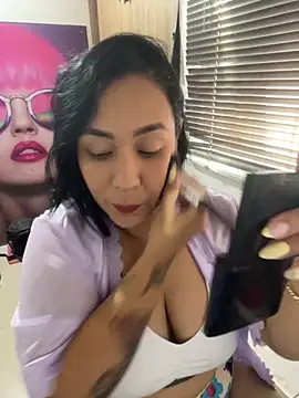 Snapshot of marta201_alfaro chatting on 09/09/25, 06:06 marta201 alfaro online show from 09/09/25, 06:06