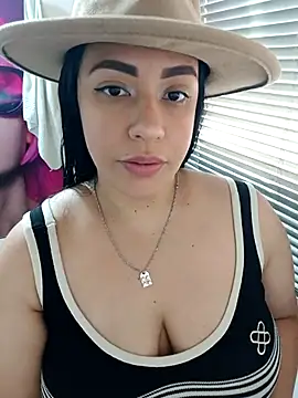 Snapshot of marta201_alfaro chatting on 11/29/25, 06:52 marta201 alfaro online show from 11/29/25, 06:52