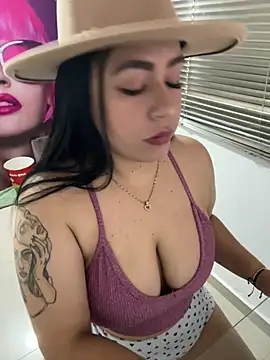 Snapshot of marta201_alfaro chatting on 02/05/25, 05:53 marta201 alfaro online show from 02/05/25, 05:53