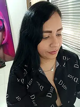 Snapshot of marta201_alfaro chatting on 11/04/25, 07:06 marta201 alfaro online show from 11/04/25, 07:06