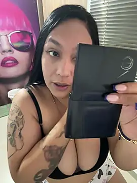 Snapshot of marta201_alfaro chatting on 02/24/25, 05:20 marta201 alfaro online show from 02/24/25, 05:20