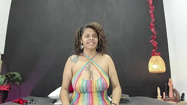 Luna smit08 online show from 11/19/25, 09:26