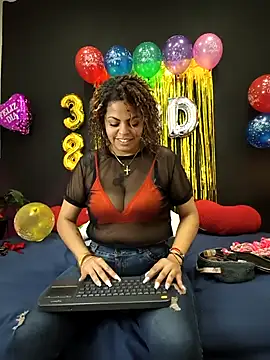 Luna smit08 online show from 03/16/26, 09:06